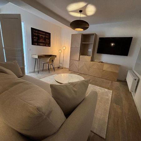 Domaine De Darvoy Bed & Breakfast ภายนอก รูปภาพ